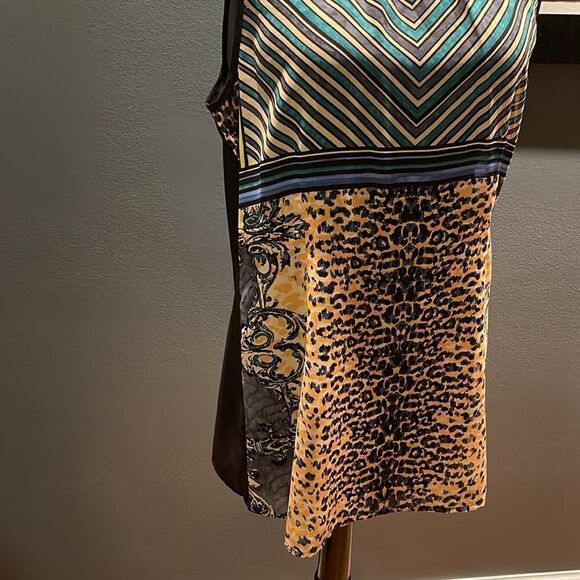 CAbi Buchanon Animal/Lines Print Sleeveless Top. Semi sheer. Medium. - Picture 4 of 8